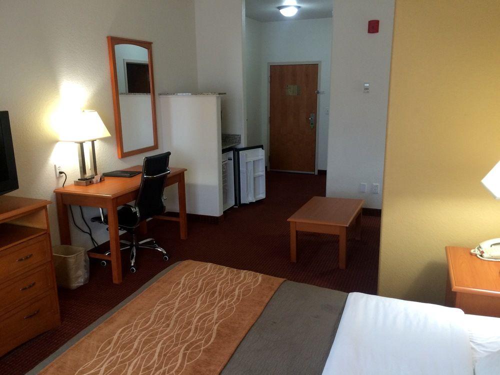 Comfort Inn & Suites Chesapeake - Portsmouth Eksteriør billede