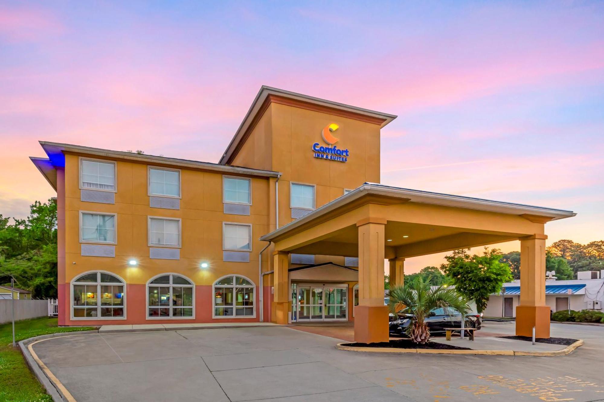 Comfort Inn & Suites Chesapeake - Portsmouth Eksteriør billede