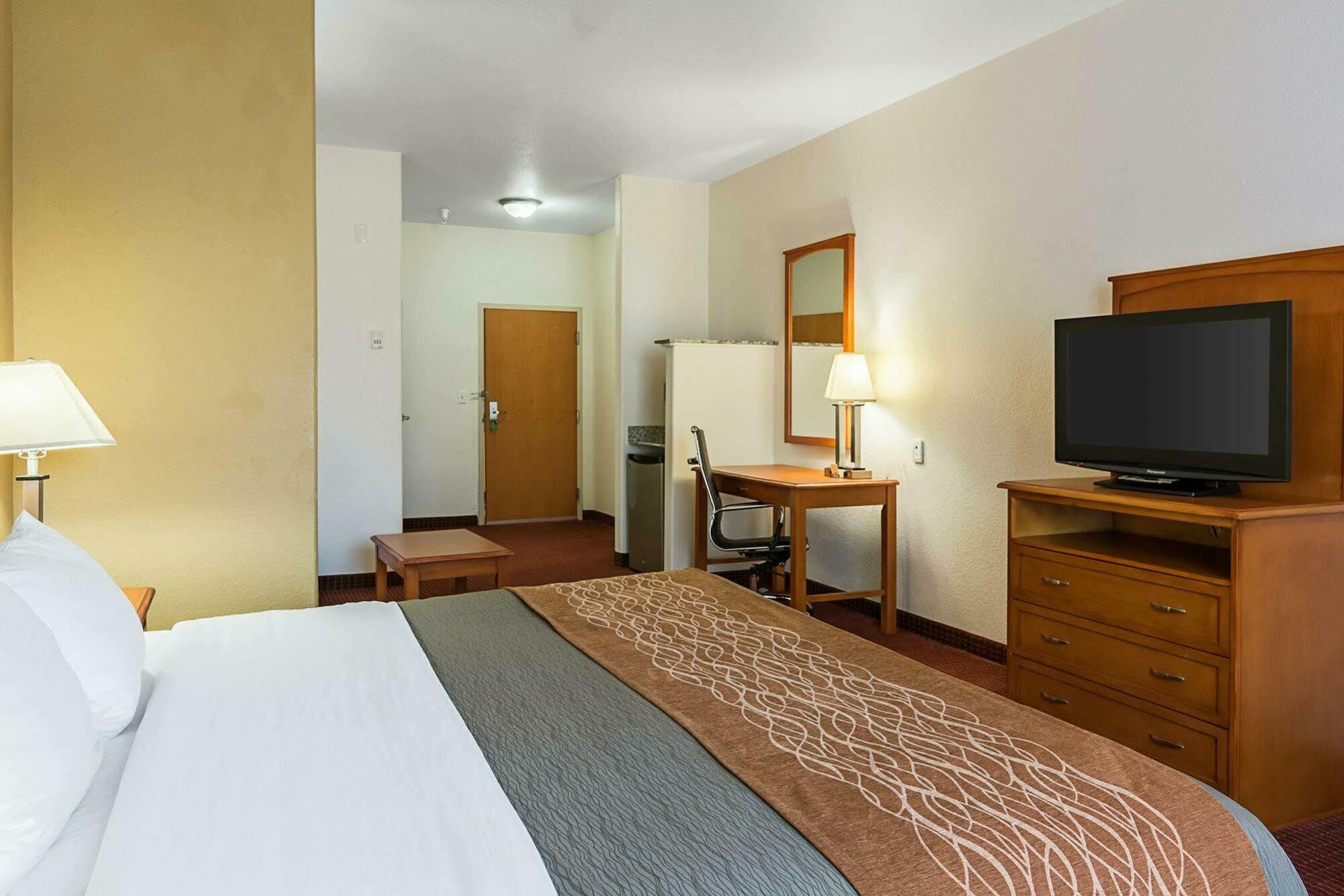 Comfort Inn & Suites Chesapeake - Portsmouth Eksteriør billede
