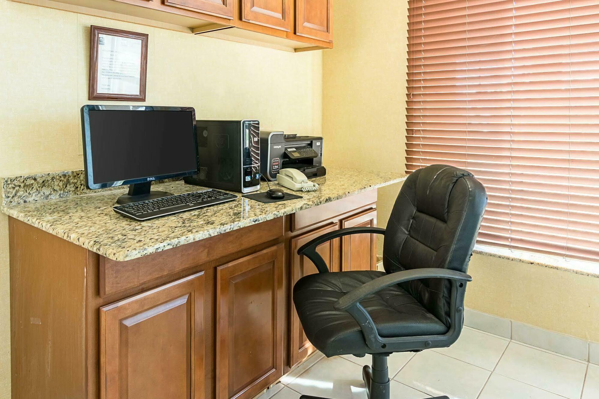 Comfort Inn & Suites Chesapeake - Portsmouth Eksteriør billede